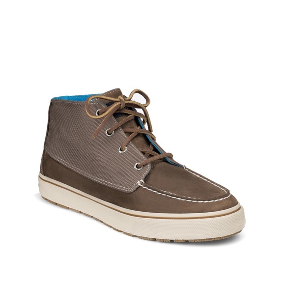 Sperry Other - Sperry Bahama Lug Chukka High Top Shoe 9.5 NWT